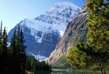 塞尔维亚胜出，马扎瓦联赛传射刷进两粒球